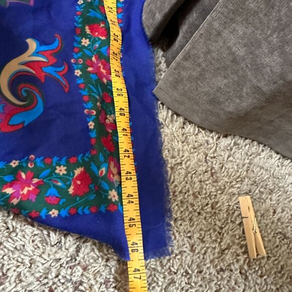 Challis By Berkshire Floral Scarf 100% Polyester Blue  47"x47" Vintage Italy - Picture 4 of 4